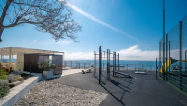 Na Luchezarnyoi Apart Hotel