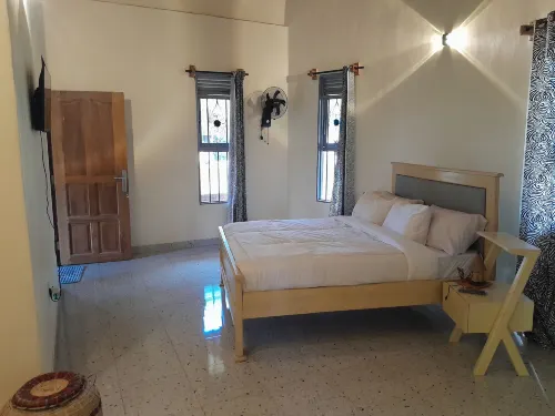 Gray Hideaway Resort Hotels in Buikwe District