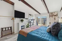 Driftwood Den Condo for 2 - balcony