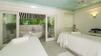 Couples Tower Isle - spa