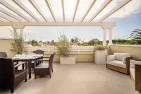 3-Bedroom King Size New Build Apartment in Charming Carpinteria with WiFi, AC.