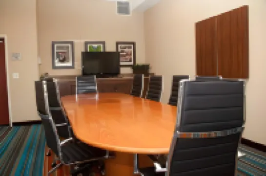 แฟร์ฟิลด์ อินน์แอนด์สวีทส์ บายแมริออท ดาวน์ทาวน์แกรนด์จังก์ชั่น