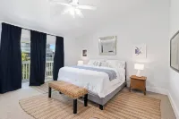 CapeSanBlas Bright, End Unit •Short Walk to Neighborhood Private Beach •2 Pools