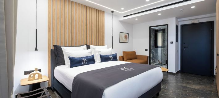 Captain Napoleon Paterakis Cnp Luxurious Suites Hotels in Heraklion