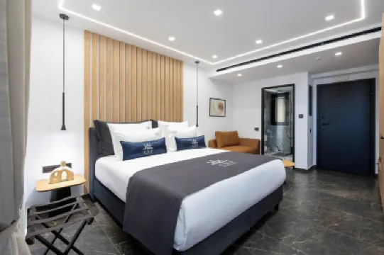 Captain Napoleon Paterakis Cnp Luxurious Suites Hotels in 