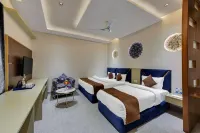 Click Hotel Narayana