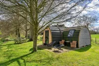 Glamping in Somerset Near Bath & Wells -  Holiday Villas