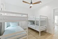 New Cottage Near Sports Complex, Owa, Beaches, Shopping, Restaurants.