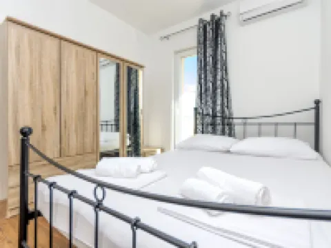 Apartment Luce Hotels in Srima
