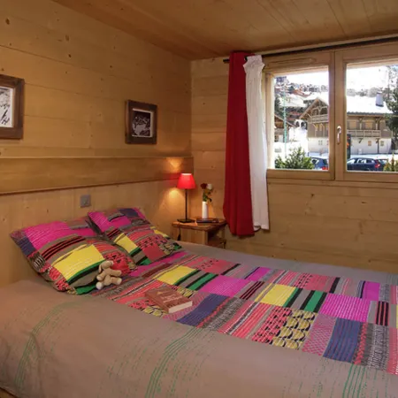 Chalet in Les 2 Alpes near Ski Piste