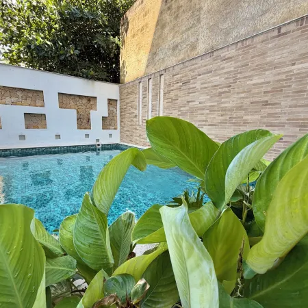 Villeta Getaway Pool Balcony Relax Vibes