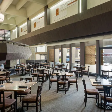 Ramada Plaza by Wyndham Regina Downtown