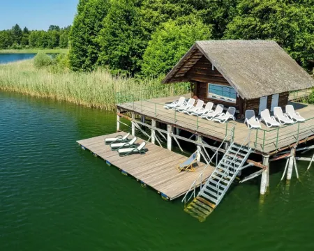 ホテル デルンゼー - ショルフハイデ テンプリーンのホテル