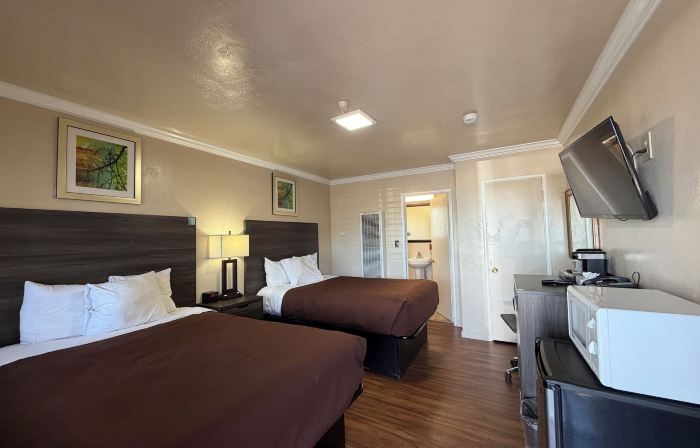 SurfSide Stay