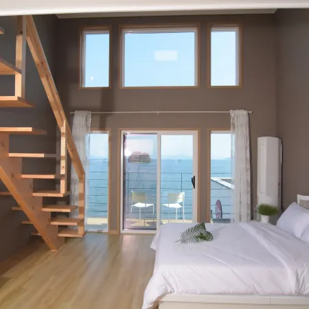 Changwon Mango Pension