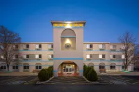 Days Inn & Suites by Wyndham Airport Albuquerque