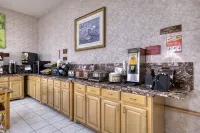 SureStay Hotel by Best Western Mission - 朝食