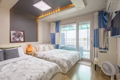 Geoje Sea Breeze Pension Hotels near Sinseondae Cliff