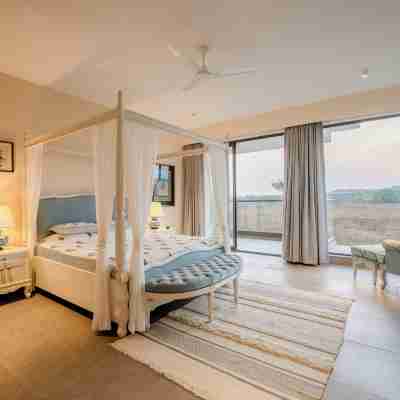 Staymaster Casa D'amaaya 4BR- Pool Rooms