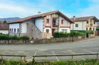 Bizi Baztan Goienetxea Hotel di 