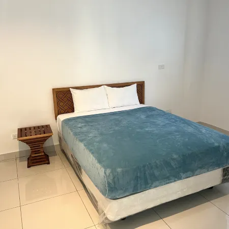 Seabeds 3 Bedroom Beachside Apartment Home