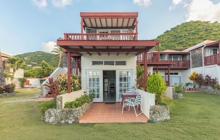 Fort Recovery Beachfront Villa & Suites Hotel
