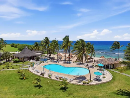 Ocean Front Blue Water Paradise