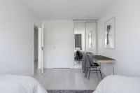 Top Floor Luxury - 2BR Scandi Home Hoteles en 
