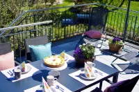 Vacation Apartment "Am Alten Garten" in a Quiet Location with a View of the Alps!