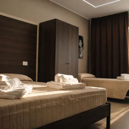 Colonna Suites And Apartments