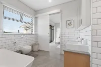 The Yellow-tail Room