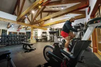 Tofino Resort + Marina - Gym