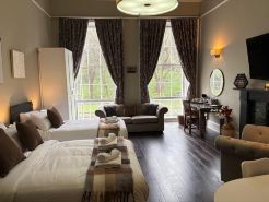 Regal Rooms