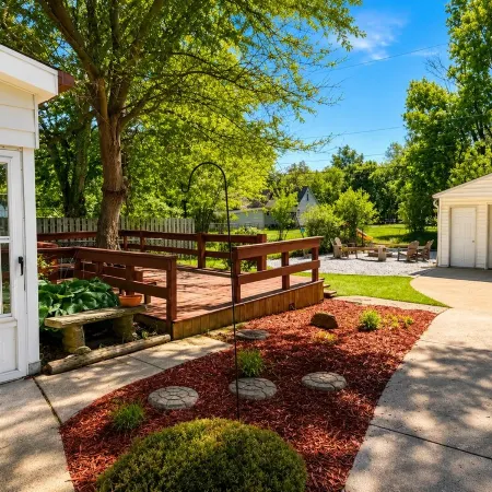 Cozy 5BR & 2 Bath-CLE, BW, IX Center-walkout basement - firepit - dog friendly!