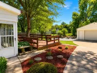 Cozy 5BR & 2 Bath-CLE, BW, IX Center-walkout basement - firepit - dog friendly!