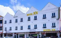 Hotel 101 Ulu Tiram