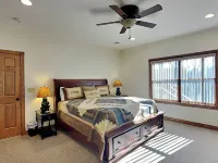 Bear Foot Cove - balcony