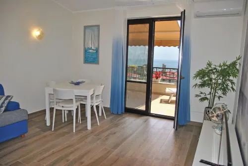 Dinky Home Air-Conditioned Penthouse with Sea View Terrace - Ocean View