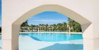 Hotiday Torre Guaceto - Pools