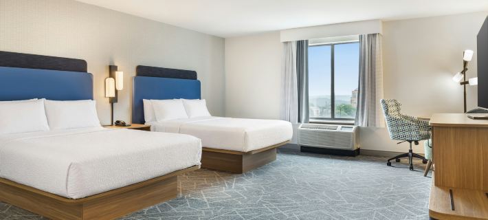 Hampton Inn & Suites Cincinnati/Uptown-University Area Hotels in Cincinnati
