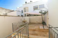 Casa Malika Space, Comfort & Mediterranean Charm in the Heart of Otranto - Huoneistot