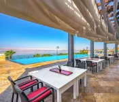 Crowne Plaza JORDAN - DEAD SEA RESORT & SPA by IHG - parking