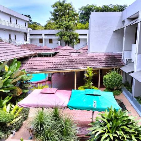 Pardede International Hotel