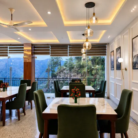 Kavin the Chail Resort - Serene Valley Views
