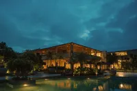 Arth Resorts I Convention I Wellness - プール