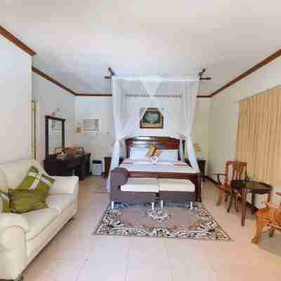 Ogtong Cave Resort Rooms