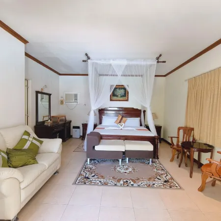 Ogtong Cave Resort