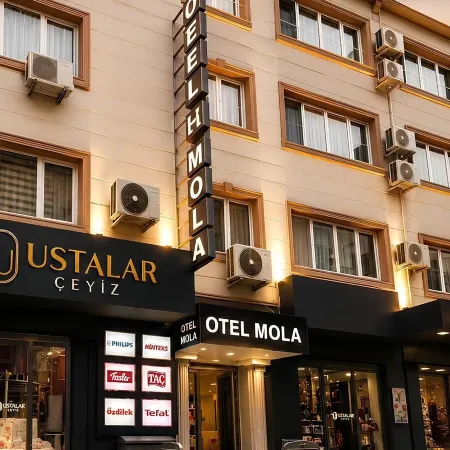 Mola Otel