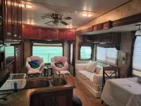 Luxury 5th Wheel Glamping In Style In Historic Mentone,  Alabama - 2-Star