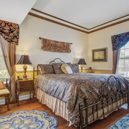 The Cypress Inn Bed & Breakfast